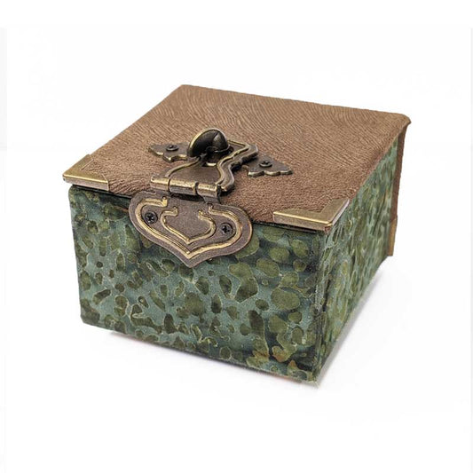Green & Brown Wilderness Dice Box with Metal Latch